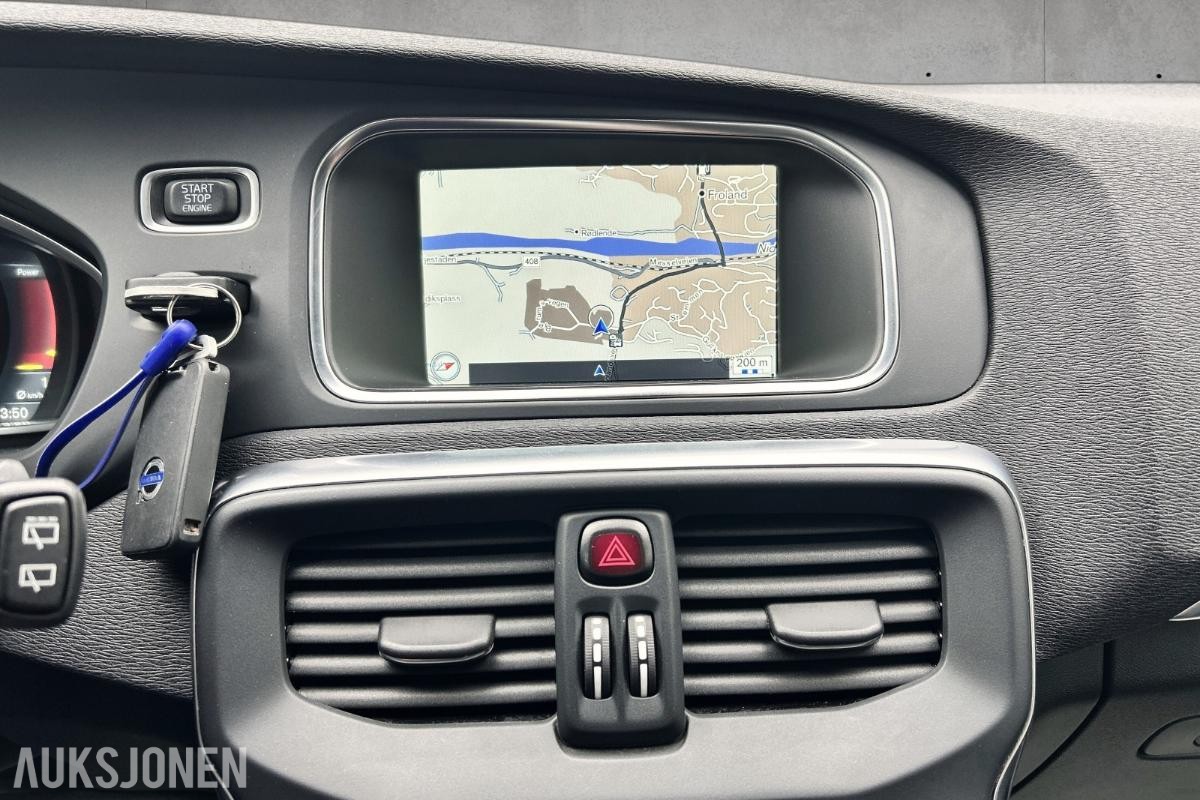 2015 Volvo V40, 1.6-114 D, 146500km