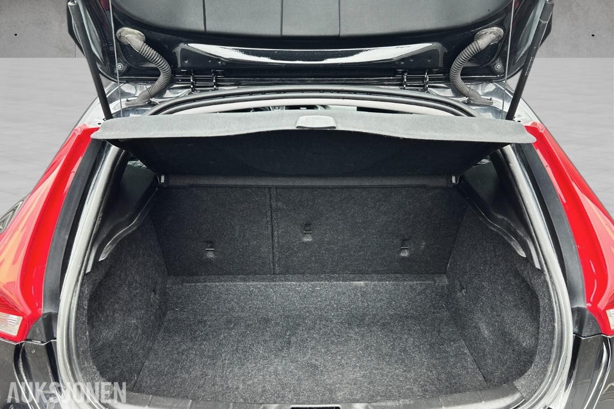 2015 Volvo V40, 1.6-114 D, 146500km