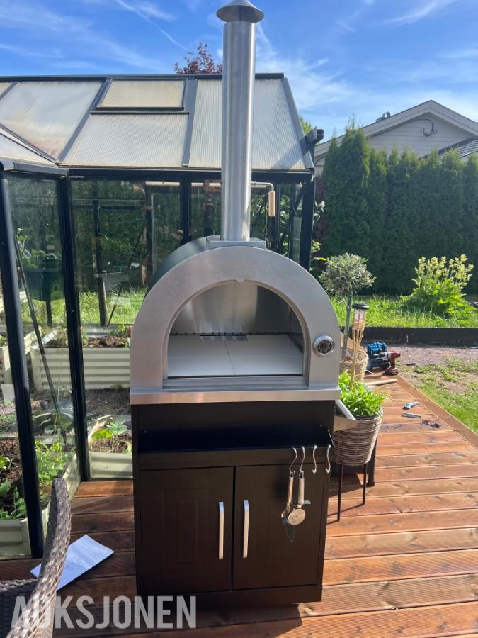 2026 PIZZAOVN VEDFYRT - RUSTFRITT STÅL. 