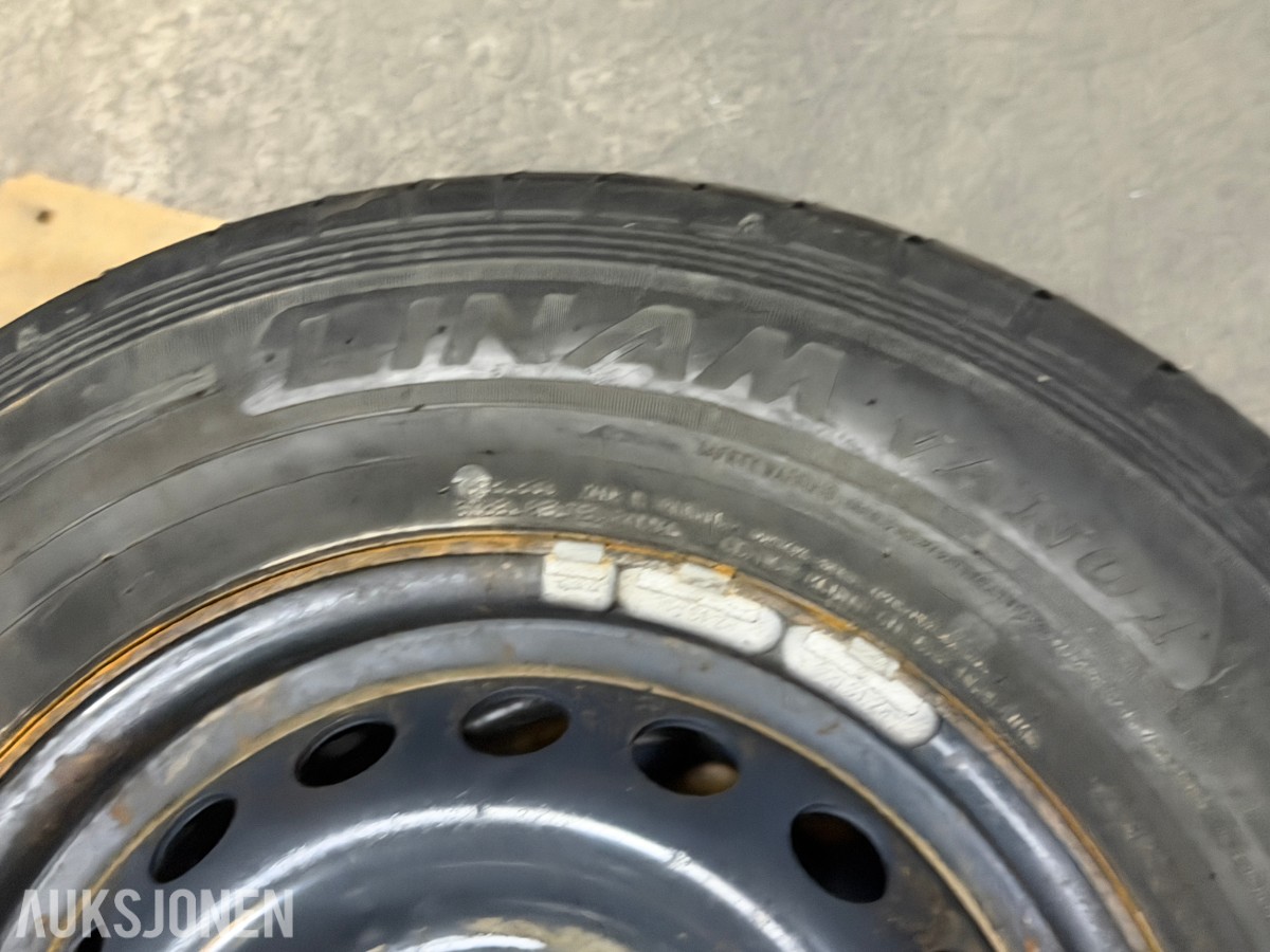3 stk. LINAM VAN01 235/65 R16C dekk på stålfelg