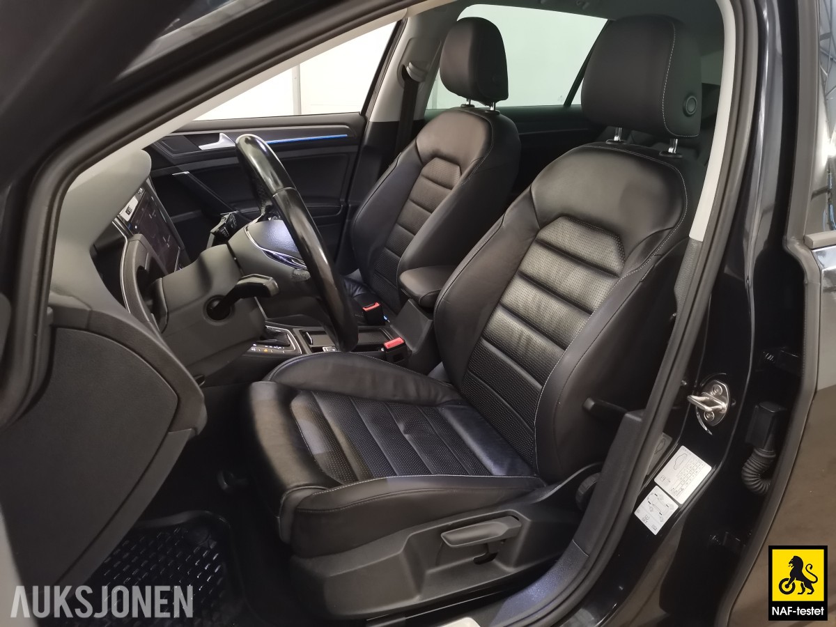 2019 Volkswagen E-GOLF 136 HK ACC VARMEPUMPE KAMERA LED SKINN FJERNLYSASSISTENT