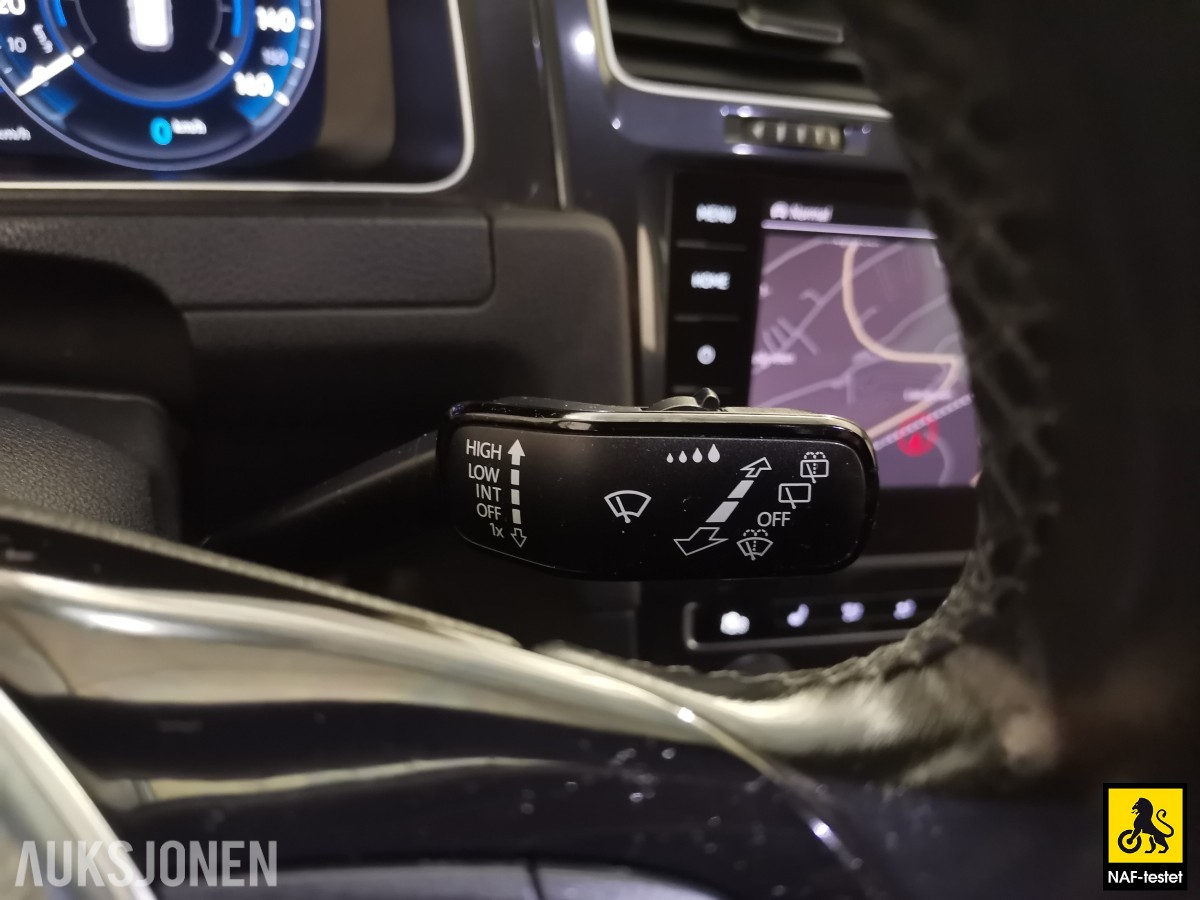 2019 Volkswagen E-GOLF 136 HK ACC VARMEPUMPE KAMERA LED SKINN FJERNLYSASSISTENT