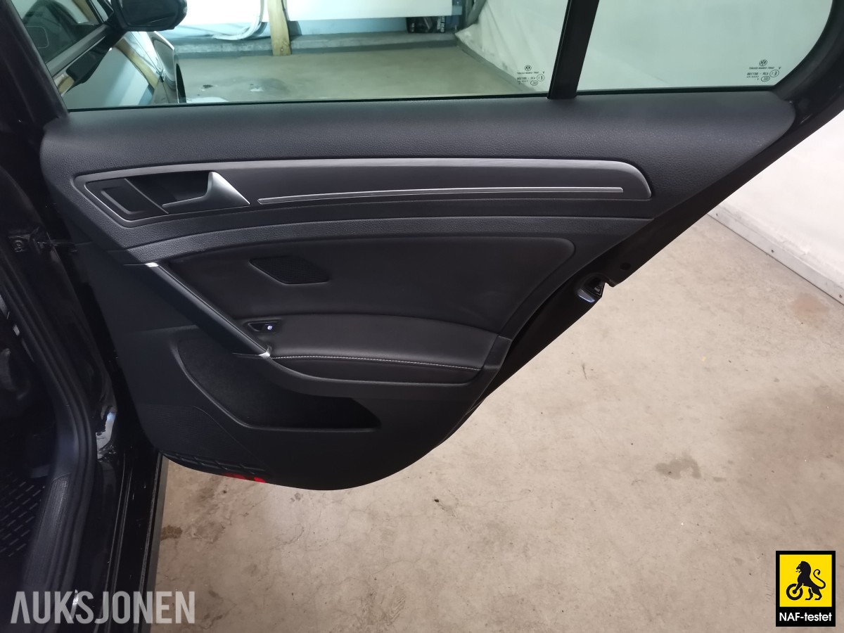 2019 Volkswagen E-GOLF 136 HK ACC VARMEPUMPE KAMERA LED SKINN FJERNLYSASSISTENT