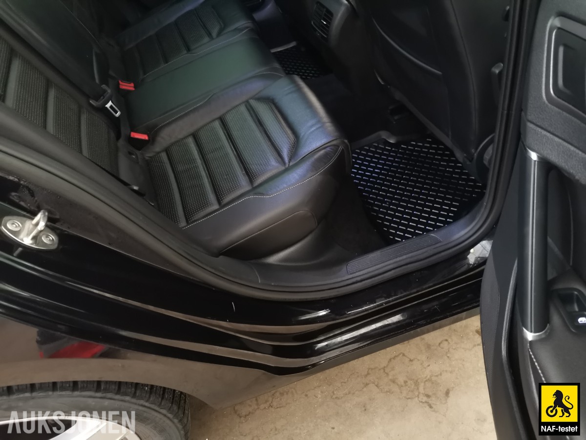 2019 Volkswagen E-GOLF 136 HK ACC VARMEPUMPE KAMERA LED SKINN FJERNLYSASSISTENT