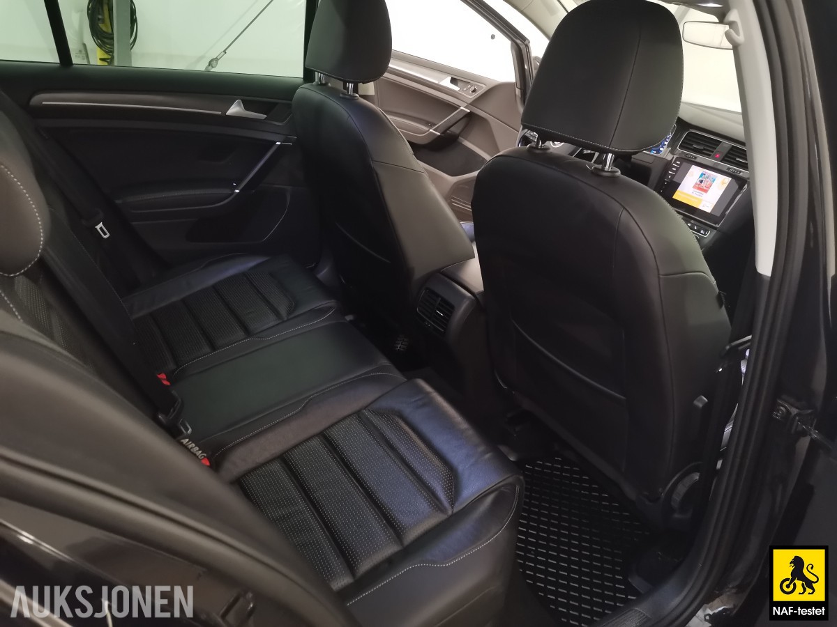 2019 Volkswagen E-GOLF 136 HK ACC VARMEPUMPE KAMERA LED SKINN FJERNLYSASSISTENT