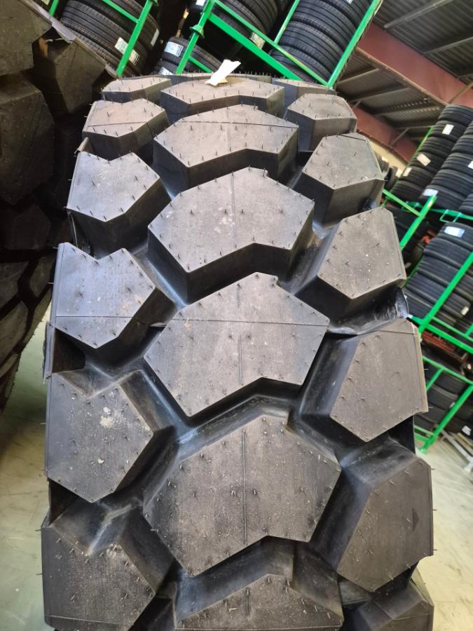 4 STK MICHELIN X-TRACTION 21.00R33 E4T tipptruckdekk / dekk til tipptruck