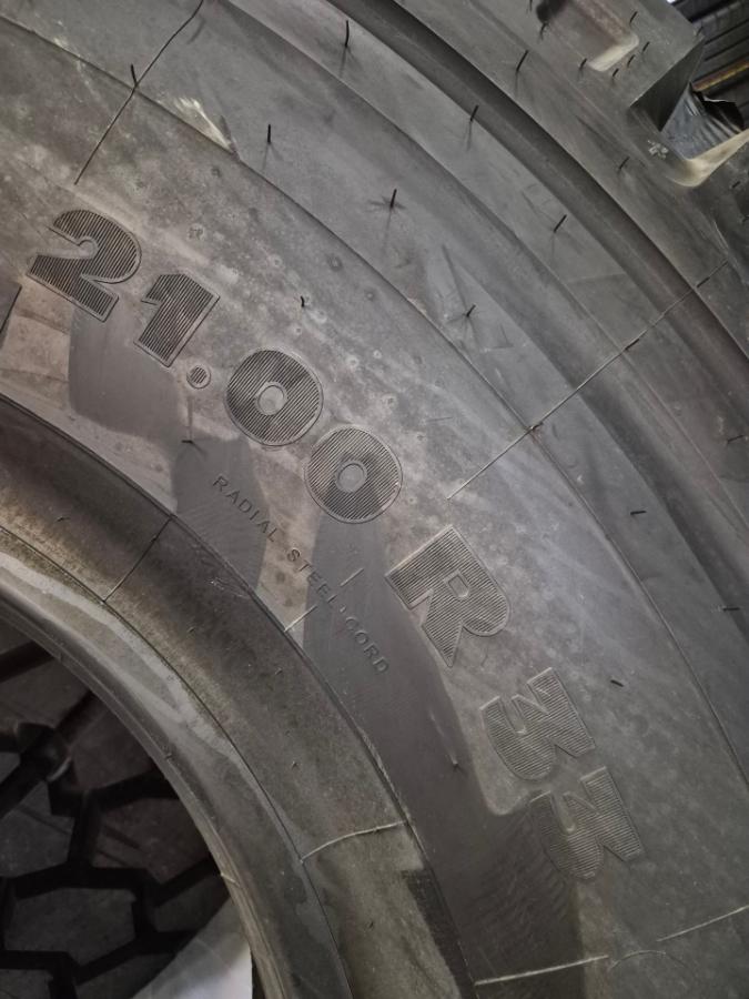 4 STK MICHELIN X-TRACTION 21.00R33 E4T tipptruckdekk / dekk til tipptruck