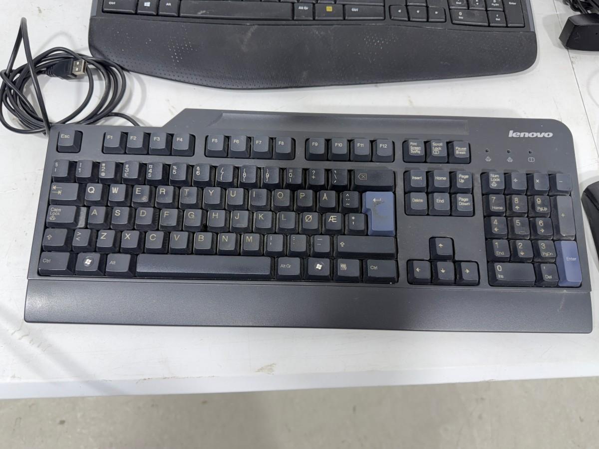 Kontorutstyr – Logitech MK710, Lenovo, DYMO LabelManager 160, Exibel og Konftel