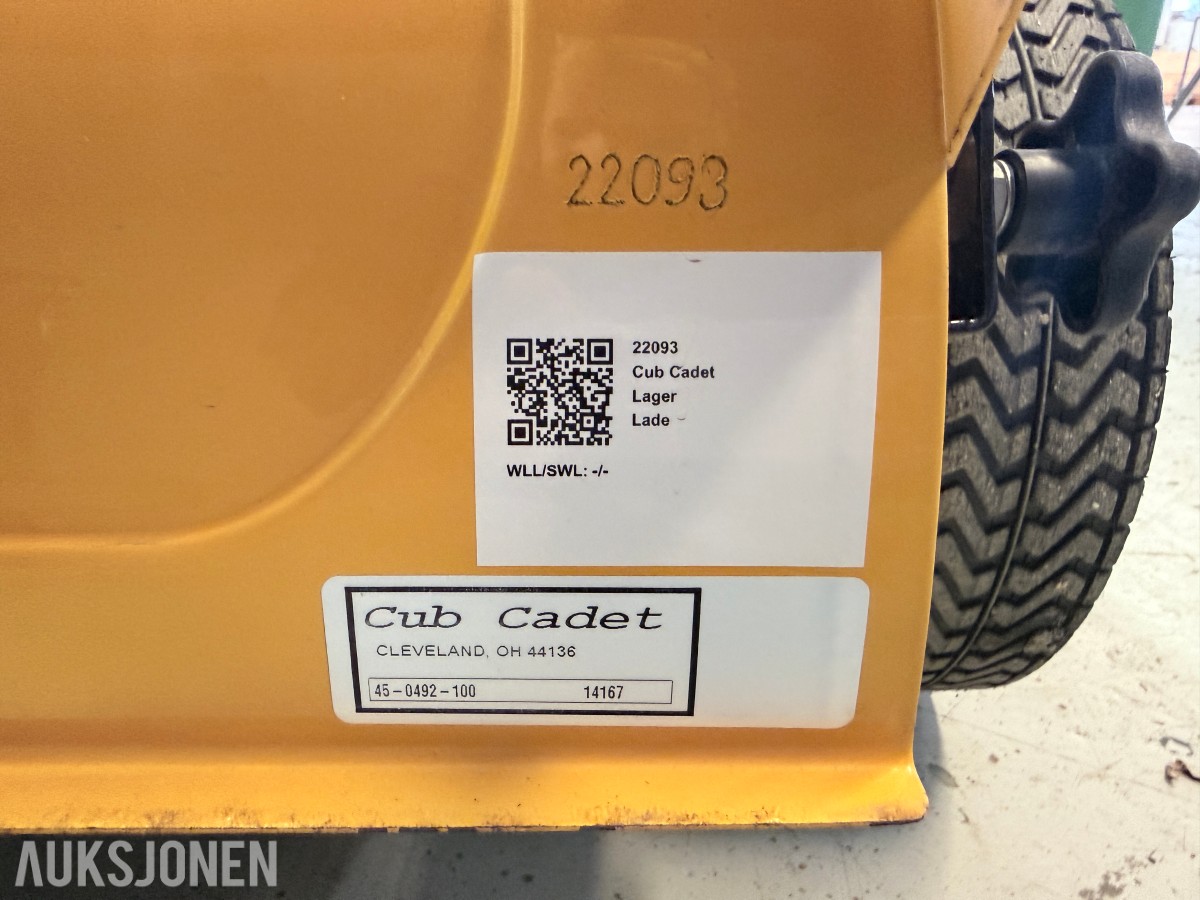 Cub Cadet oppsamlingsvogn