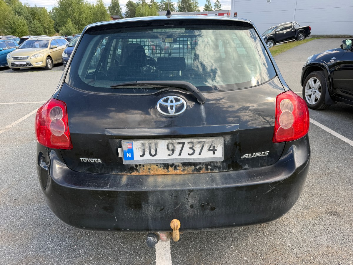 2008 Toyota AURIS 1.4-90 D /EU-OK / H.feste / Automat / 1-eiers bil