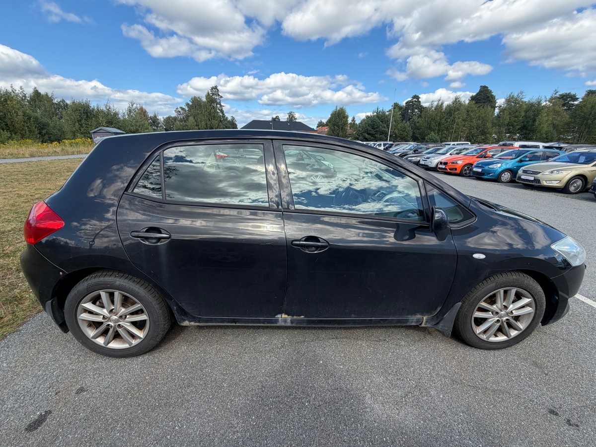 2008 Toyota AURIS 1.4-90 D /EU-OK / H.feste / Automat / 1-eiers bil