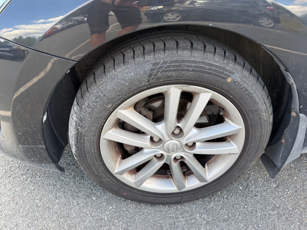 2008 Toyota AURIS 1.4-90 D /EU-OK / H.feste / Automat / 1-eiers bil