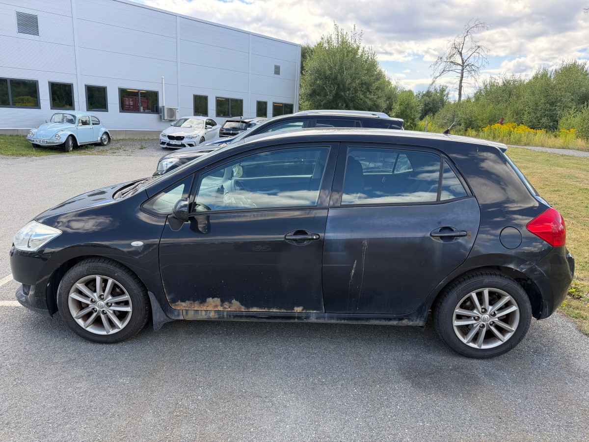 2008 Toyota AURIS 1.4-90 D /EU-OK / H.feste / Automat / 1-eiers bil