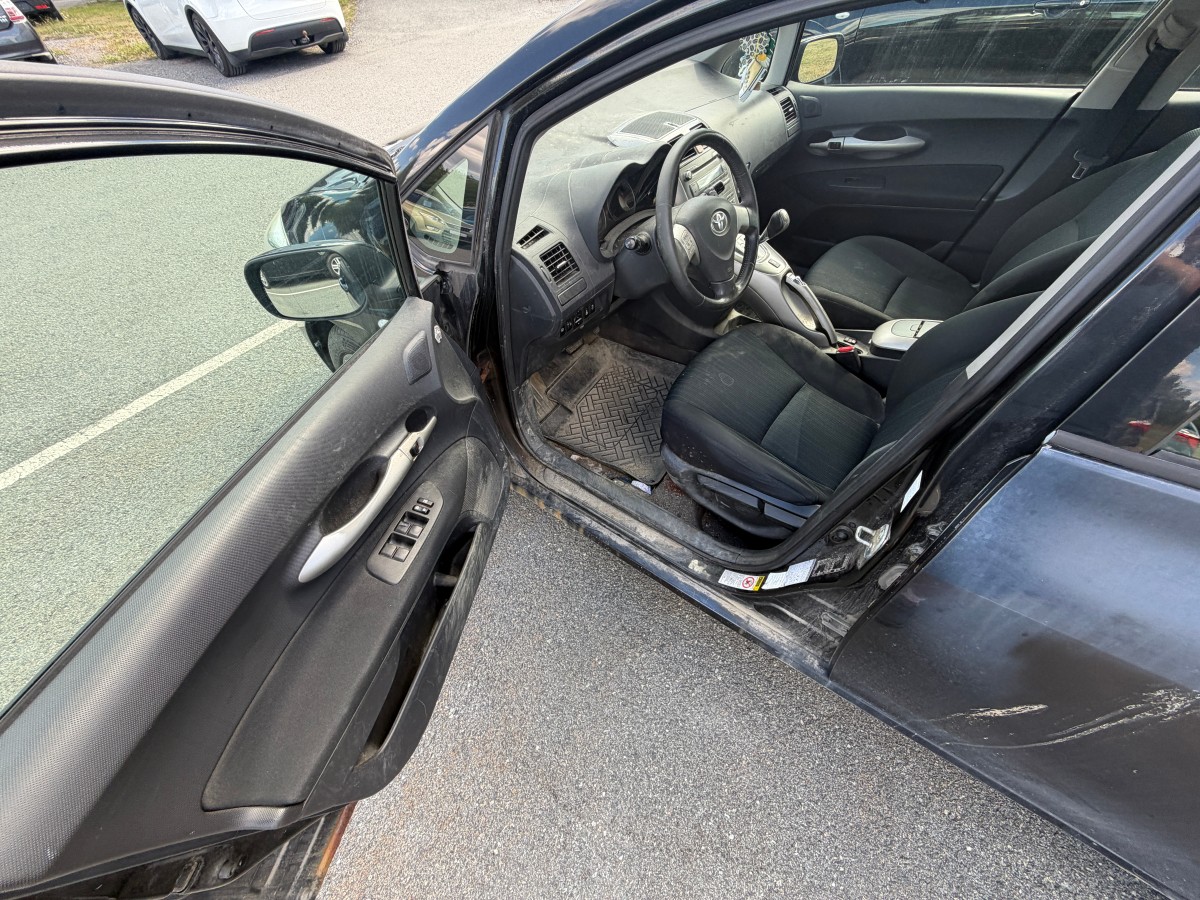 2008 Toyota AURIS 1.4-90 D /EU-OK / H.feste / Automat / 1-eiers bil