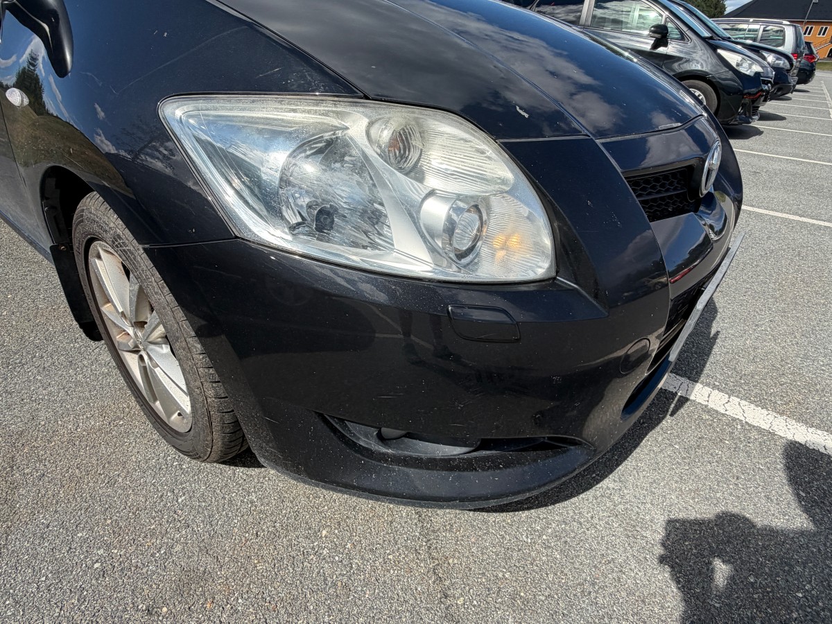 2008 Toyota AURIS 1.4-90 D /EU-OK / H.feste / Automat / 1-eiers bil