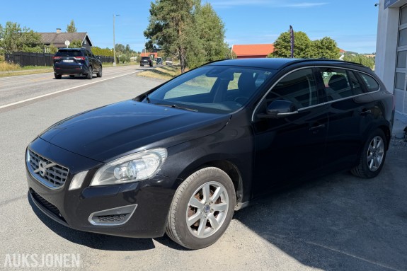2011 Volvo V60 Momentum 1.6-114 D / H.feste / EU-OK til 03.2028 /