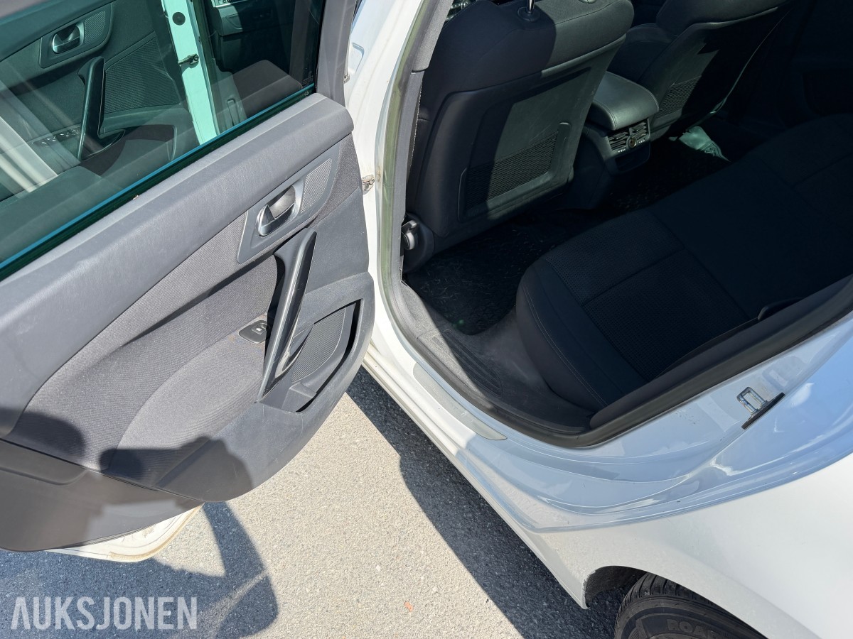 2013 Peugeot 508 1.6-114 D / H.feste / EU-OK til 04.2027 / HUD