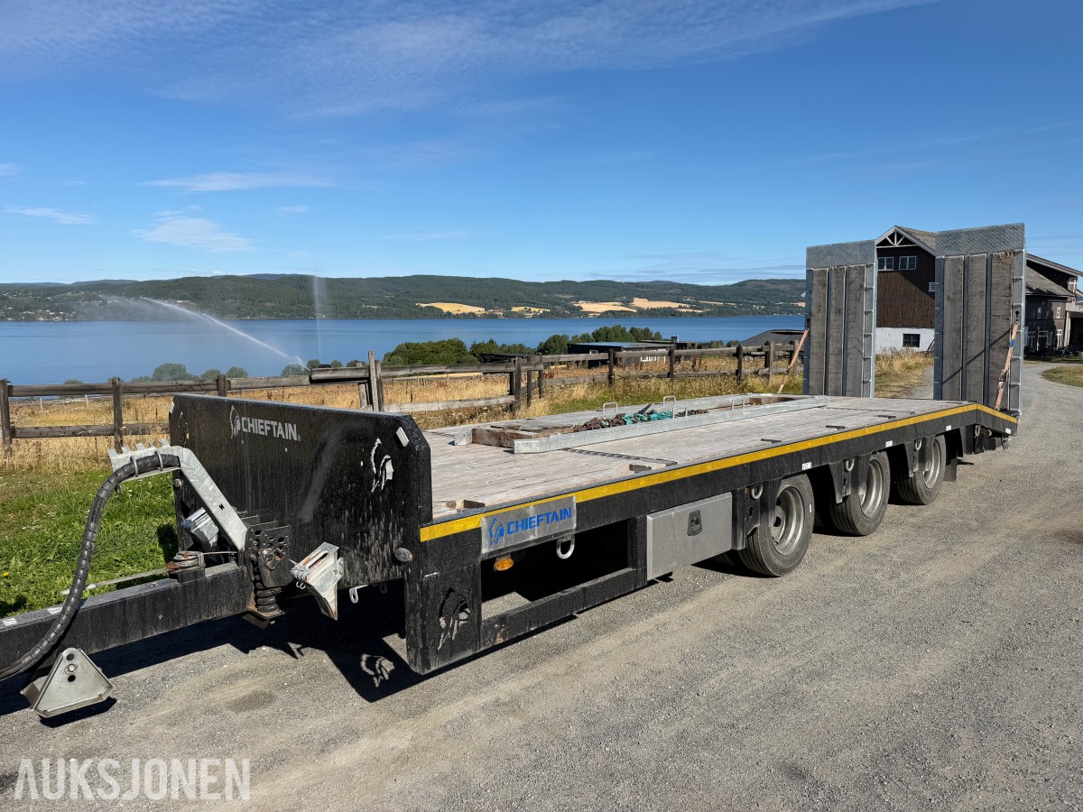2025 Chieftain 3-akslet maskinhenger for traktor m/kulekobling