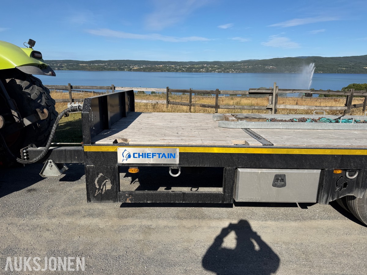 2025 Chieftain 3-akslet maskinhenger for traktor m/kulekobling