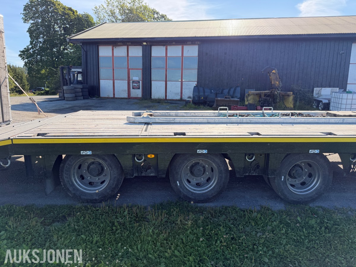 2025 Chieftain 3-akslet maskinhenger for traktor m/kulekobling