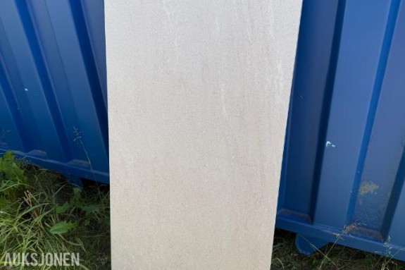 40,32kvm utefliser , Helt nye i esker å pall!! Selges etter oppkjøp etter husbygging. Exclusive ute fliser 60x120 / 20mm tykke