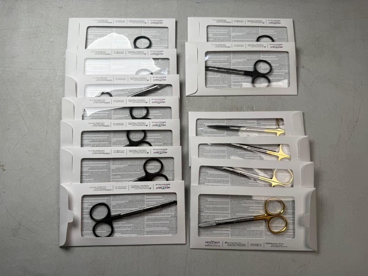 13 stk. MedixDent tannlegesakser – ED-165-061 / ED-160-061TC