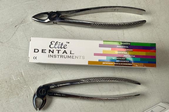 11 stk MedixDent Elite ekstraksjonstenger – Fig. 22 og Fig. 30