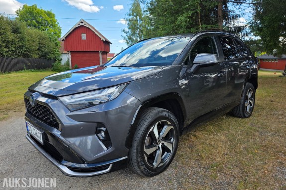2023 Toyota RAV4 Plug-in Hybrid PHEV AWD-i