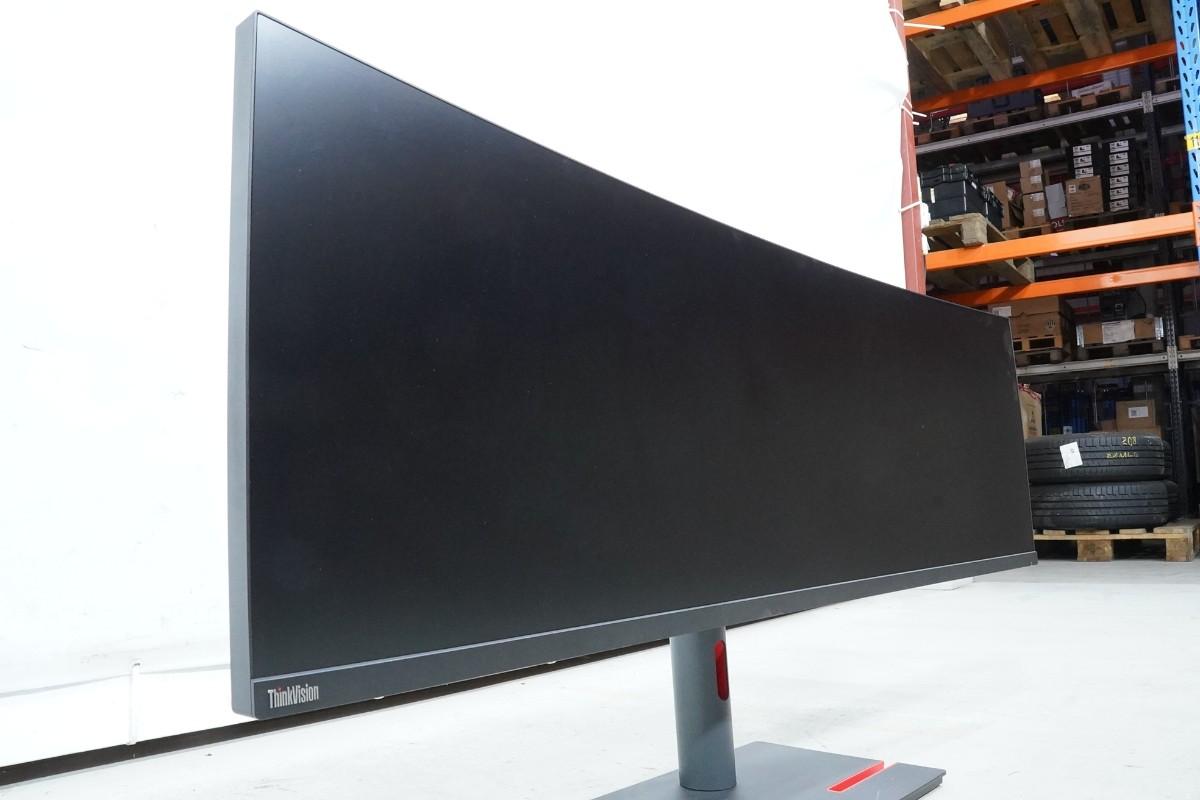 2024 Lenovo ThinkVision P49w-30 49 tommer ultrawide skjerm med tilbehør