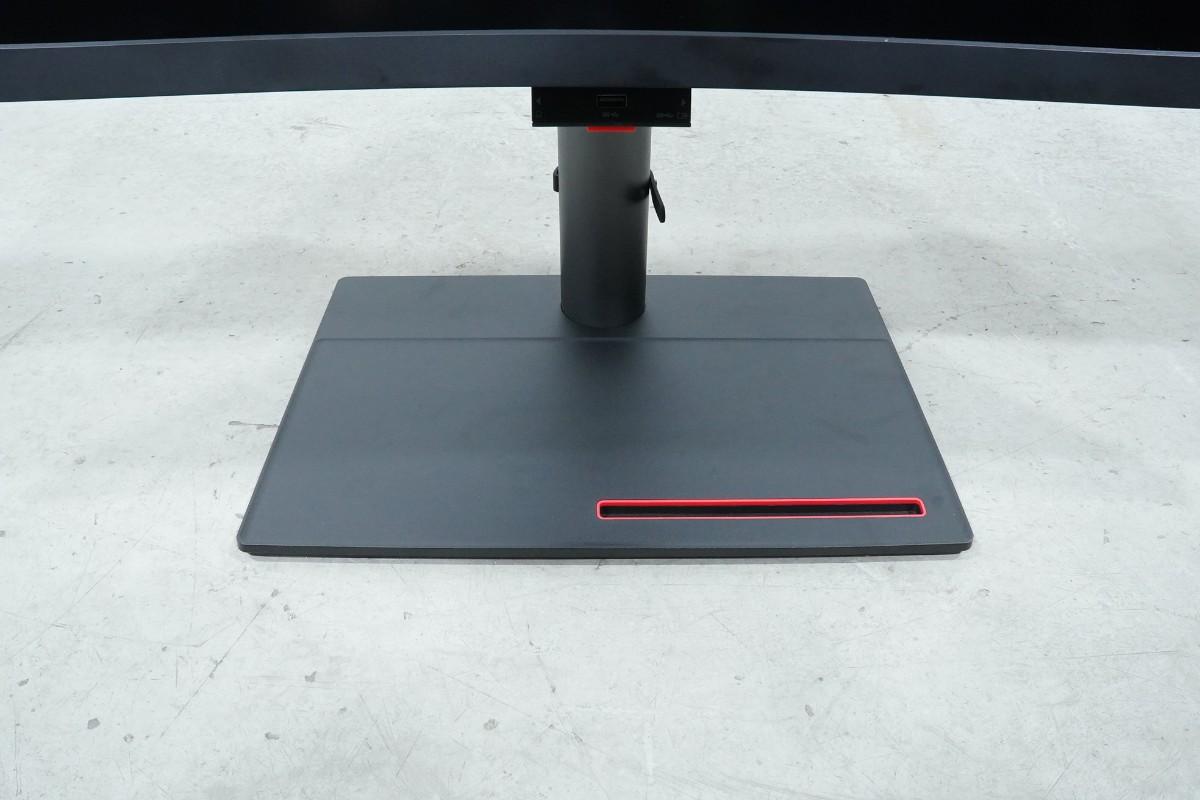 2024 Lenovo ThinkVision P40w-20 39,7 tommer ultrabred skjerm med tilbehør