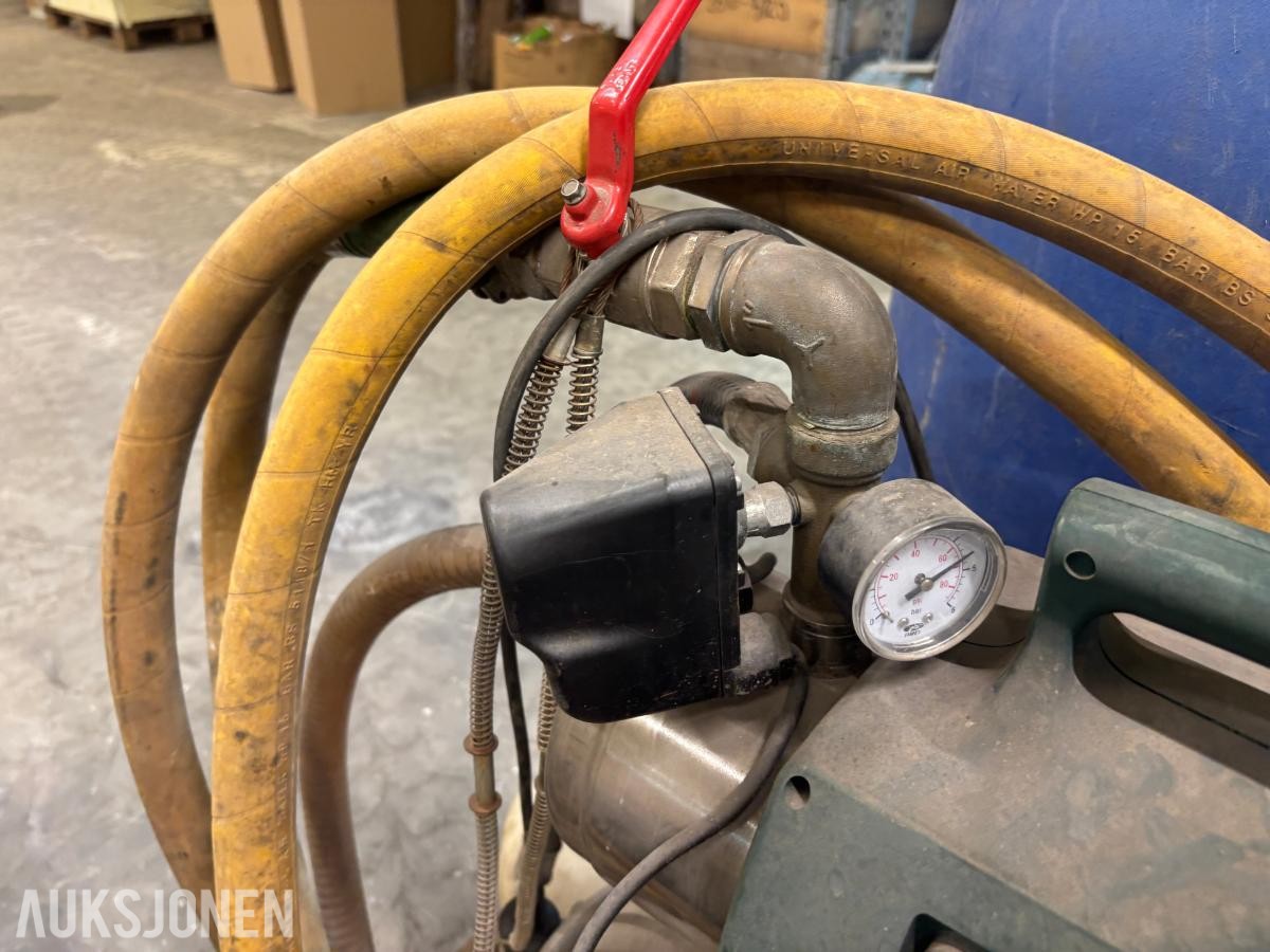 Metabo HWW 5500/50 M vannpumpe med trykktank og fat