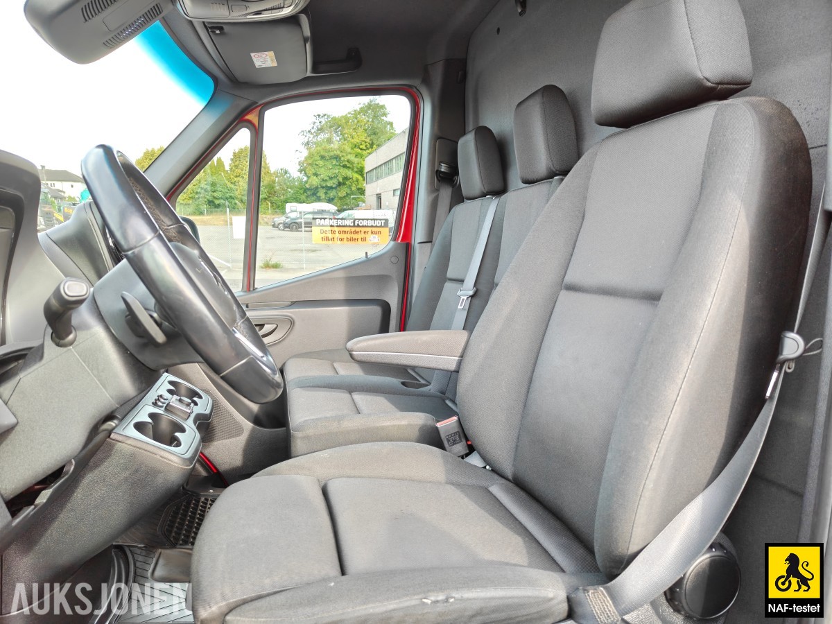 2023 Mercedes-Benz Sprinter HENGERFESTE VARMER ACC KAMERA NAVI