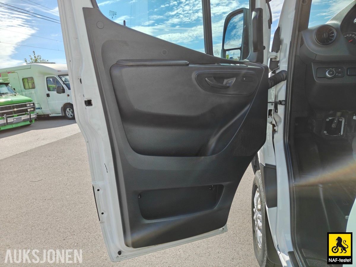 2023 Mercedes-Benz Sprinter 190HK 4x4 AUT ACC KAMERA VARMER HENGERFESTE