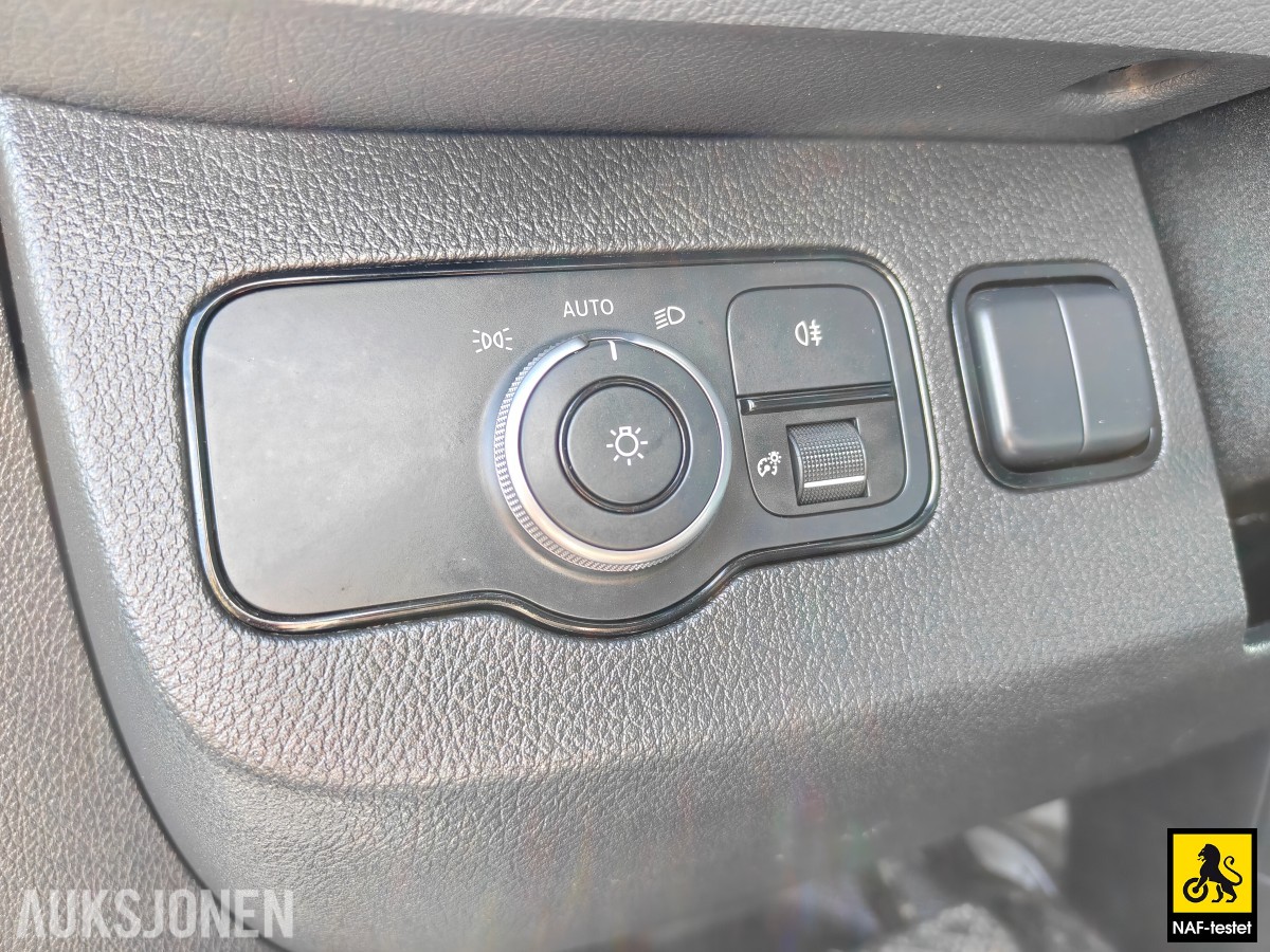 2023 Mercedes-Benz Sprinter 190HK 4x4 AUT ACC KAMERA VARMER HENGERFESTE