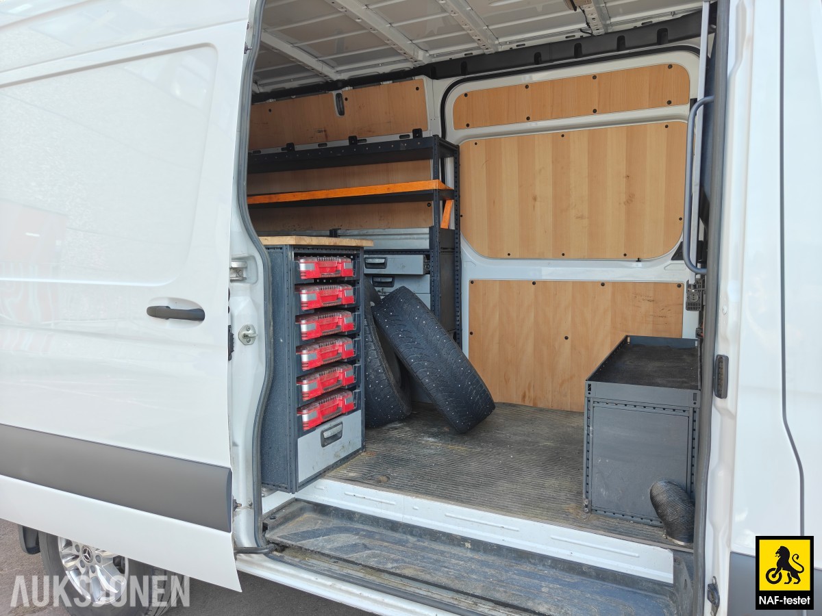 2023 Mercedes-Benz Sprinter 190HK 4x4 AUT ACC KAMERA VARMER HENGERFESTE