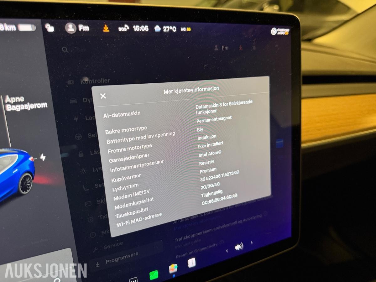 2019 Tesla Model 3 AWD – Hengerfeste – Lekker farge