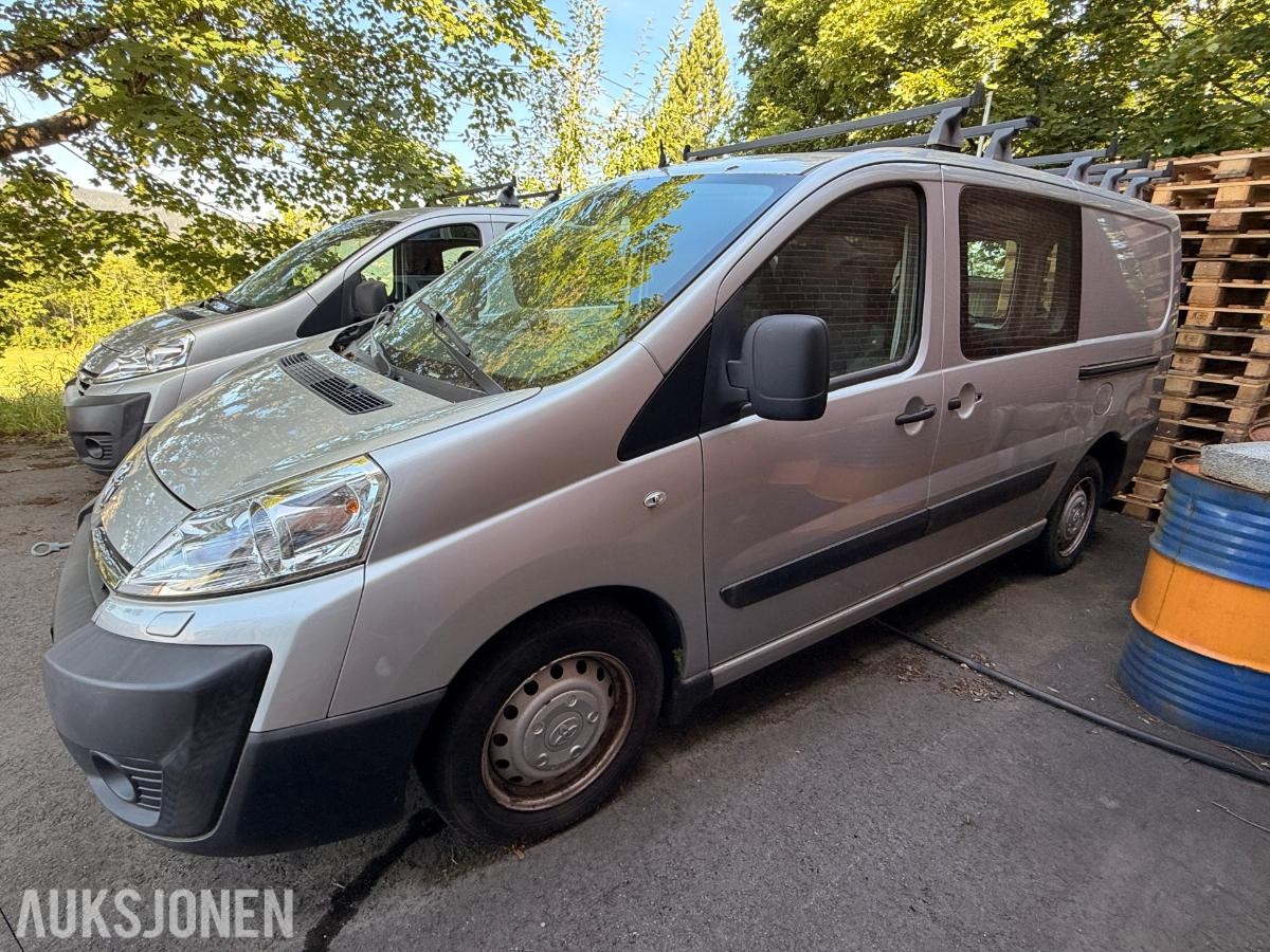 2014 Toyota ProAce 2.0 D 128 HK HENGERFESTE TAKSTATIV SKYVEDØRER