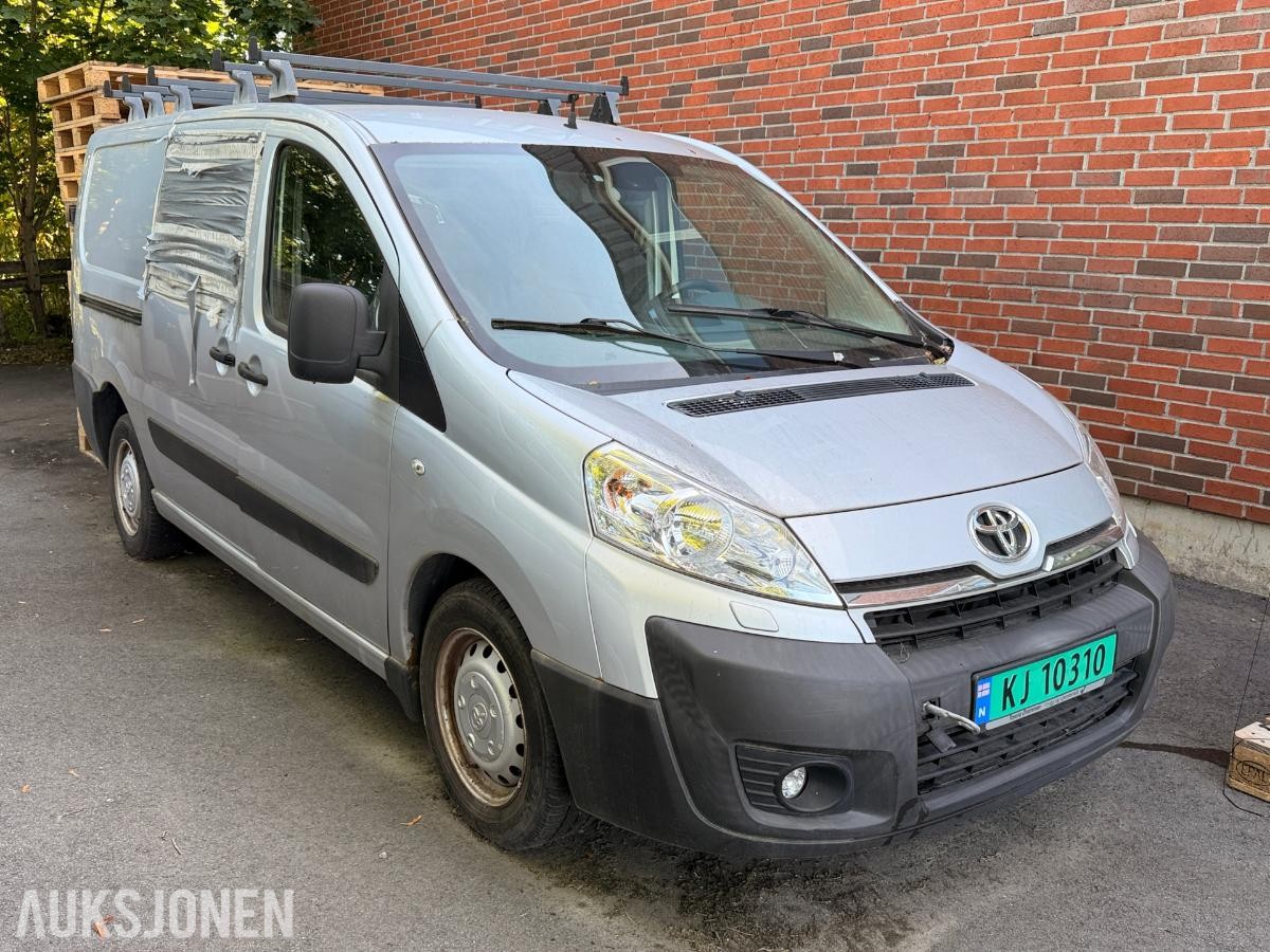 2014 Toyota ProAce 2.0 D 128 HK HENGERFESTE TAKSTATIV SKYVEDØRER