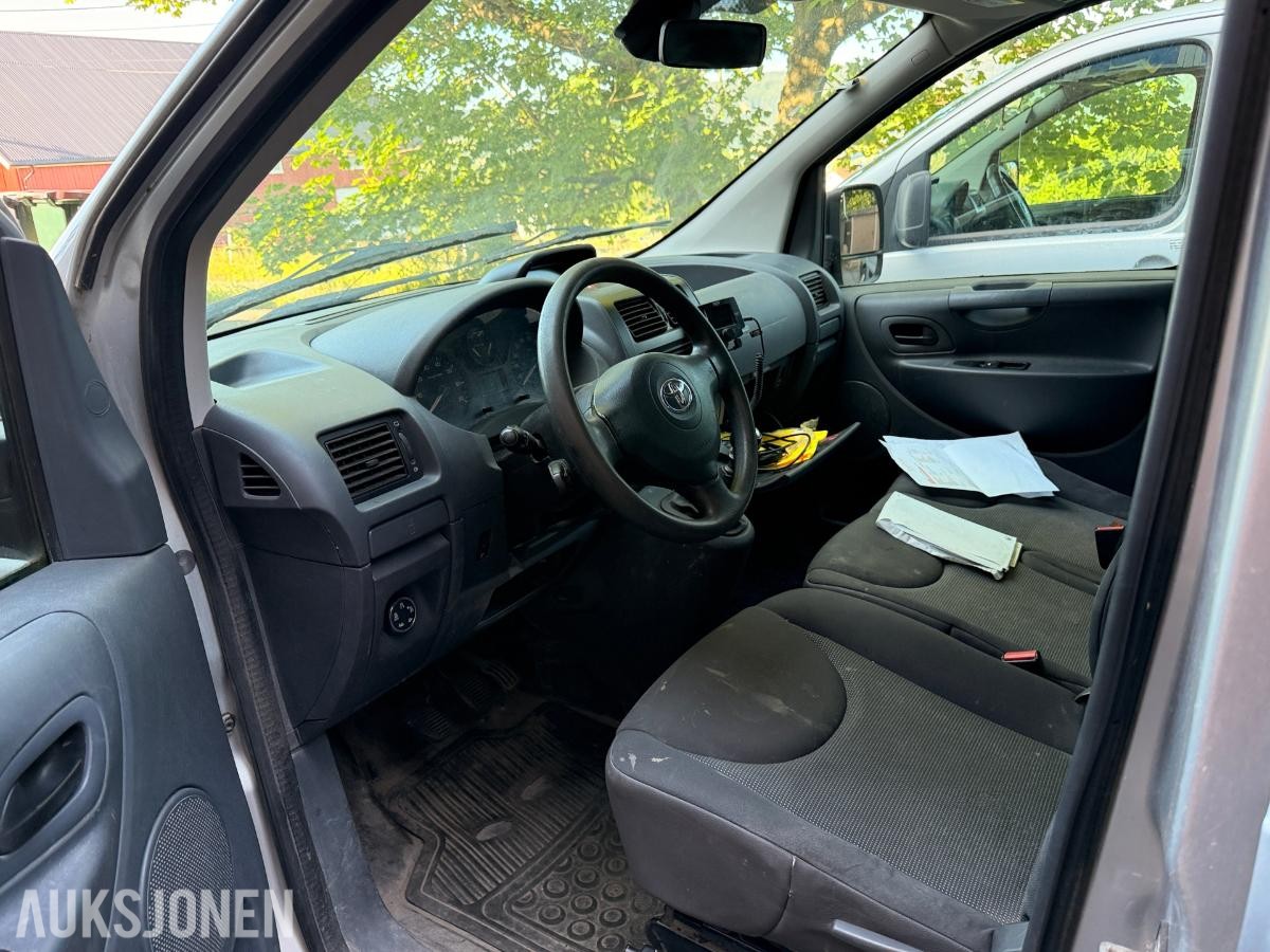 2014 Toyota ProAce 2.0 D 128 HK HENGERFESTE TAKSTATIV SKYVEDØRER