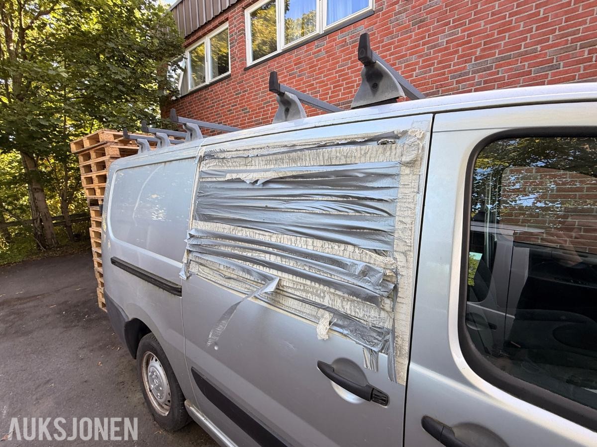 2014 Toyota ProAce 2.0 D 128 HK HENGERFESTE TAKSTATIV SKYVEDØRER