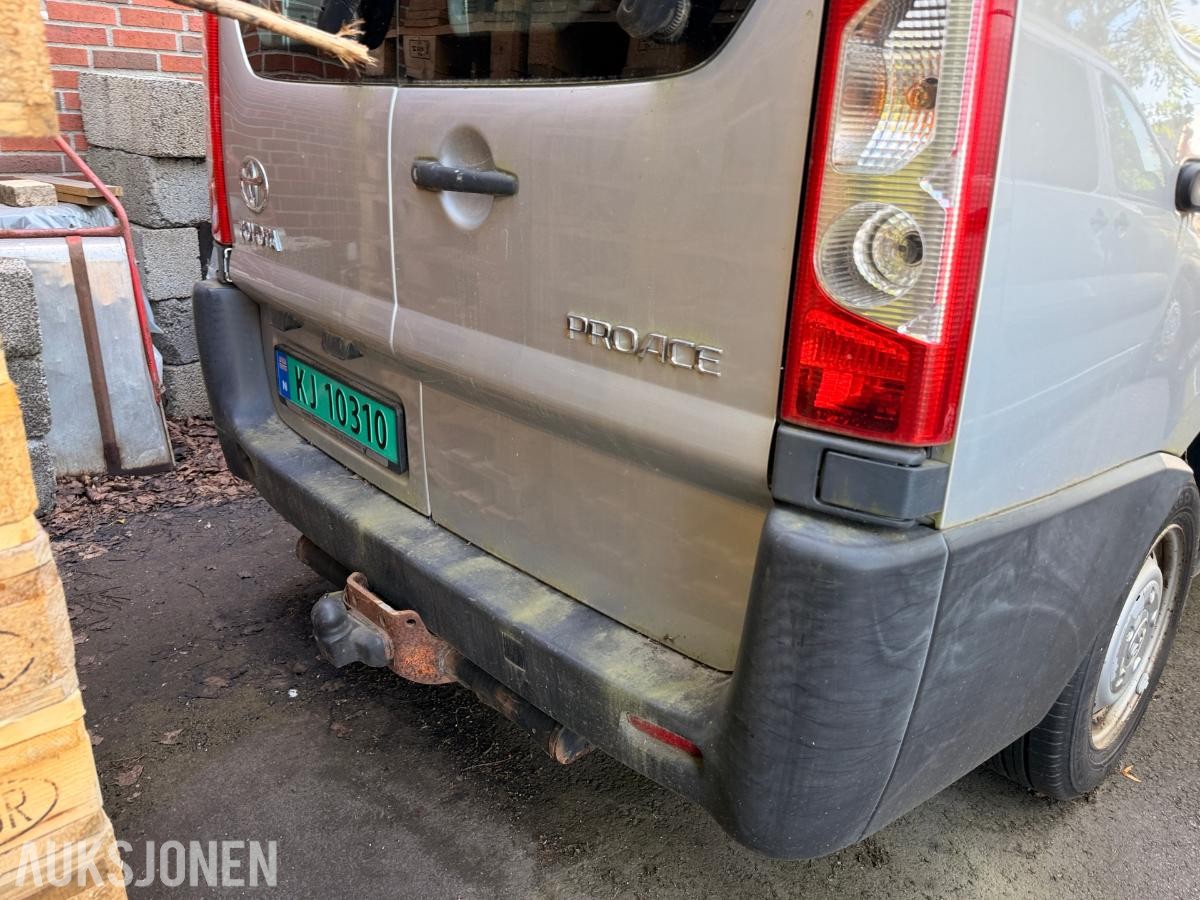 2014 Toyota ProAce 2.0 D 128 HK HENGERFESTE TAKSTATIV SKYVEDØRER