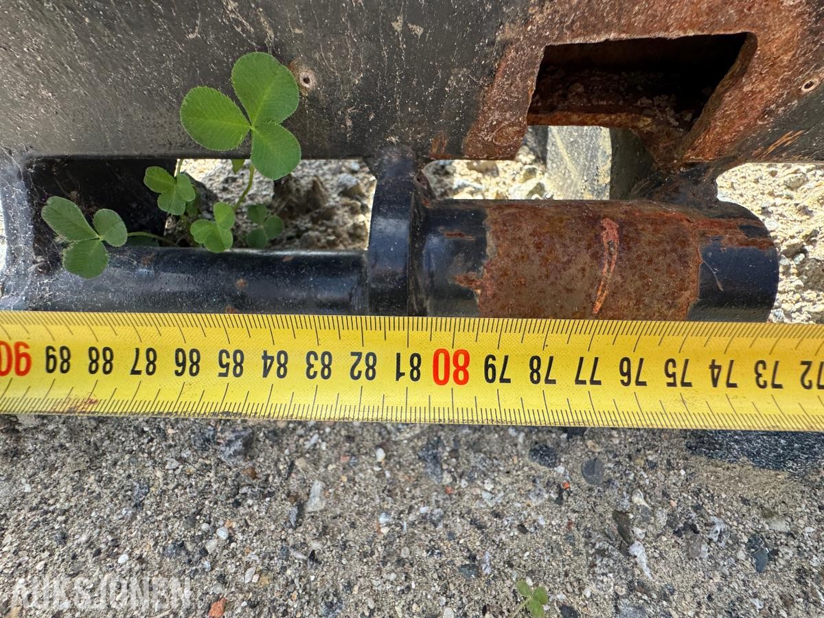 Overgangsfeste ca 113 cm bredde