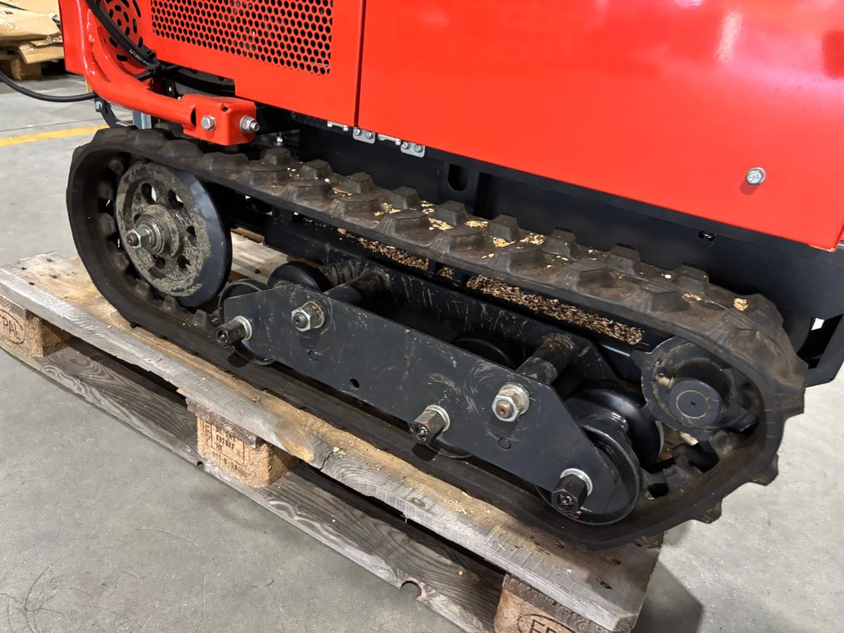 2025 SZ130E beltegående flishugger –  Briggs & Stratton 13,5 HK – Prosjektmaskin