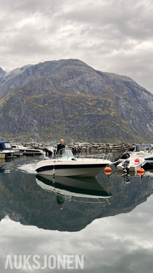 2006 Hobby 530 Challenger Med 100hk Selva motor og båthenger