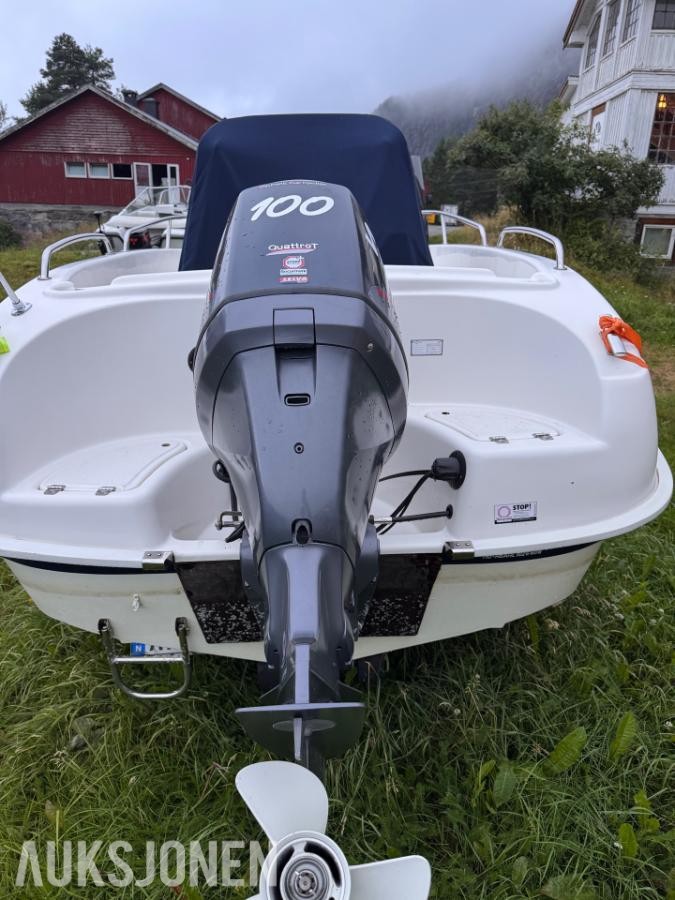 2006 Hobby 530 Challenger Med 100hk Selva motor og båthenger