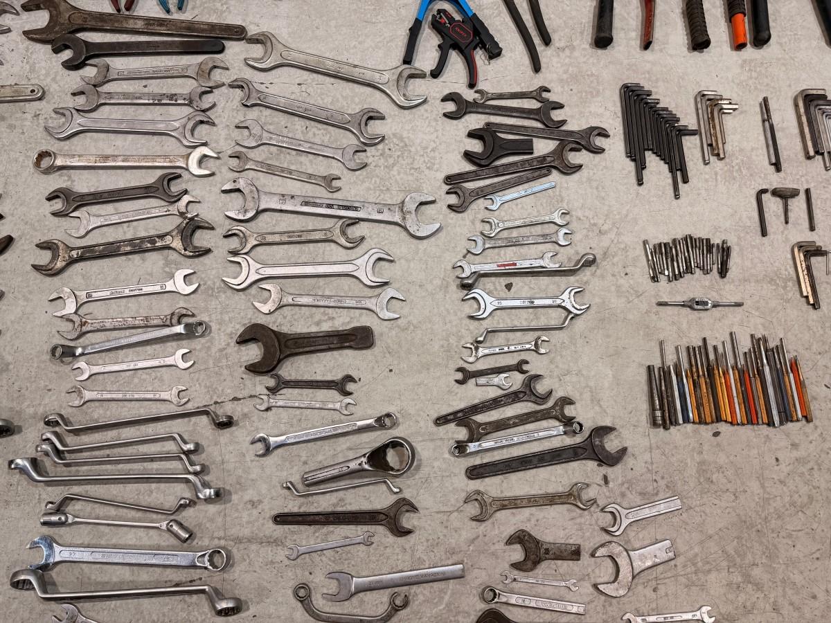 Stort parti håndverktøy og verkstedmateriell