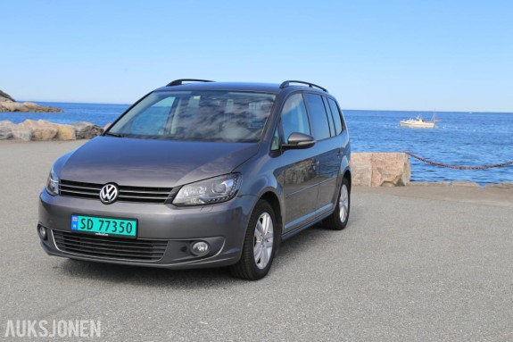 2015 Volkswagen Touran 1.6 Diesel 105hk Automat, Cruisekontroll, Hengerfeste