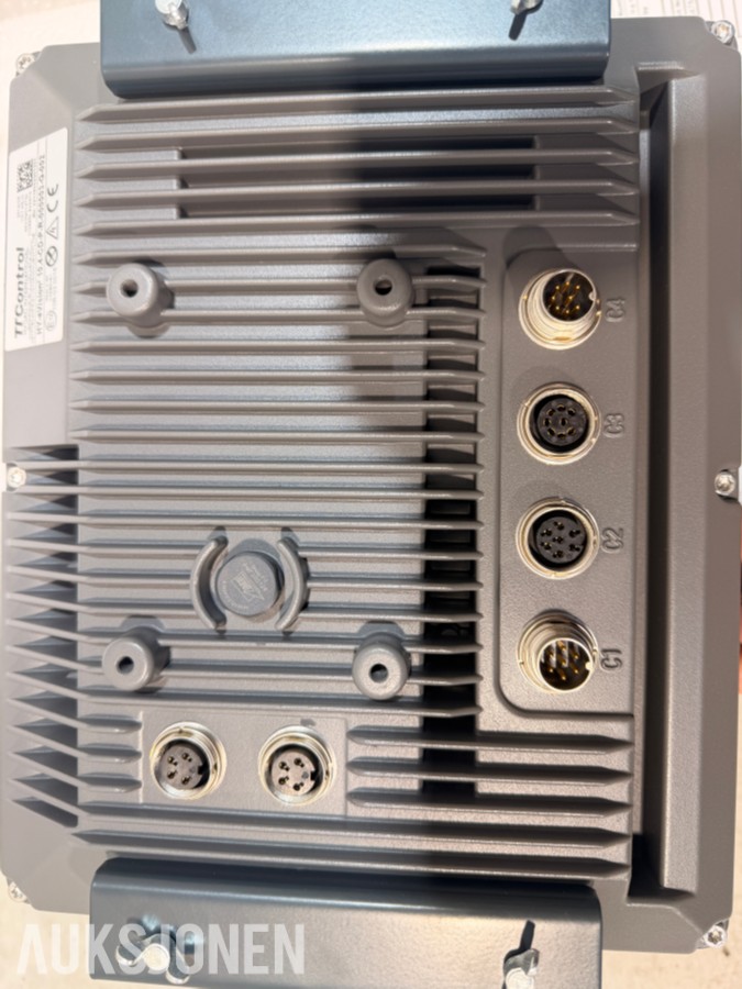 2018 TTControl / HYDAC HY-eVision² 10.4 HMI-display – Tadano ATF60G-3