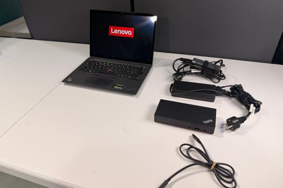 2023 Lenovo ThinkPad L13 Yoga Gen 4 Ryzen 5 PRO berøringsskjerm og dokkingstasjon