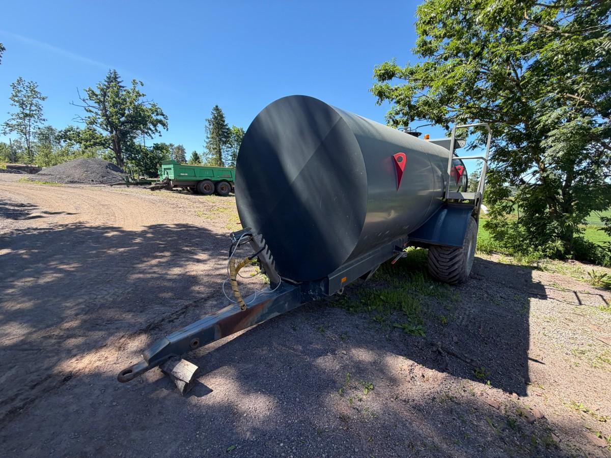Fuel Proof dieseltank på henger – 9 000 liter – 2017